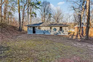 680 NE Amanda Pl, Winston-Salem, NC 27101 - Photo 32