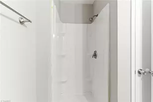 1456 London Dr, High Point, NC 27260 - Photo 22