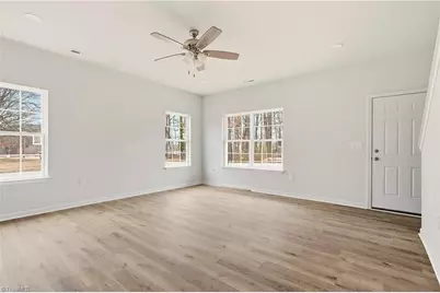 1707 Brockett Avenue, High Point, NC 27260 - Photo 6