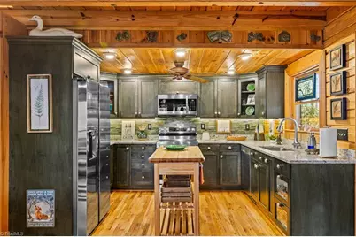 [Address not provided], Pilot Mountain, NC 27041 - Photo 16