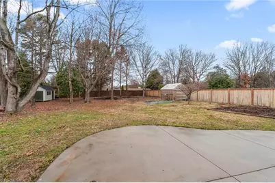 4109 Oak Hollow Drive, High Point, NC 27265 - Photo 38