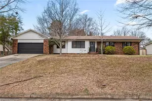 4109 Oak Hollow Dr, High Point, NC 27265 - Photo 1