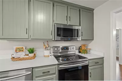 4109 Oak Hollow Drive, High Point, NC 27265 - Photo 14