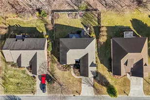 108 Breckenridge Dr, Thomasville, NC 27360 - Photo 40