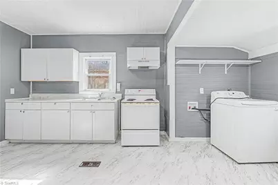 1206 E 21st Street, Winston-Salem, NC 27105 - Photo 12