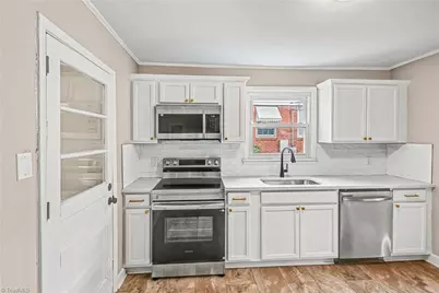 1616 Dunbar Street, Greensboro, NC 27401 - Photo 8