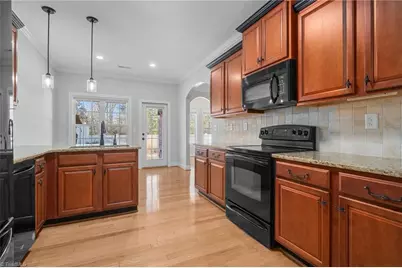 404 Suzanne Lane, Lexington, NC 27295 - Photo 6