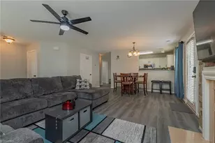 302 Geoffrey Way, Kernersville, NC 27284 - Photo 8