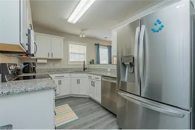 302 Geoffrey Way, Kernersville, NC 27284 - Photo 14