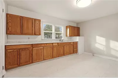 843 Ferndale Avenue, Winston-Salem, NC 27107 - Photo 8