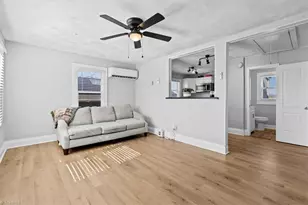 353 Austin St, Burlington, NC 27217 - Photo 6