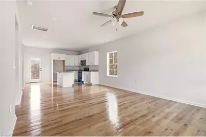 2924 Gilmer Avenue, Winston-Salem, NC 27105 - Photo 4