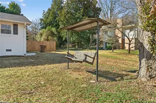 3562 Cherry Ln, Greensboro, NC 27405 - Photo 6