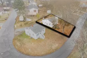 318 Mulberry St, Reidsville, NC 27320 - Photo 4