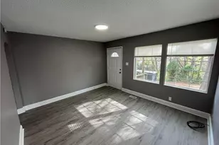 318 Mulberry St, Reidsville, NC 27320 - Photo 6