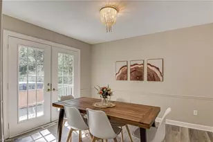 4502 Bromley Dr, Greensboro, NC 27406 - Photo 6