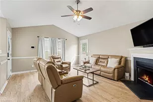 323 Jarrett Rd, Thomasville, NC 27360 - Photo 4
