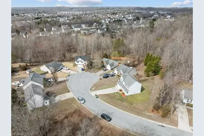 606 Three Oaks Drive, High Point, NC 27265 - Photo 40