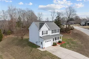 606 3 Oaks Dr, High Point, NC 27265 - Photo 32