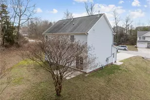 606 3 Oaks Dr, High Point, NC 27265 - Photo 36