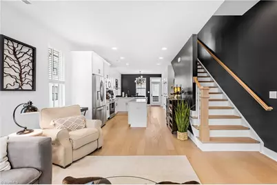 1130 Pegram Crossing, Charlotte, NC 28205 - Photo 6