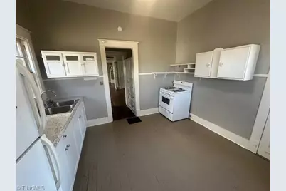 124 Tate Street #B, Greensboro, NC 27403 - Photo 10