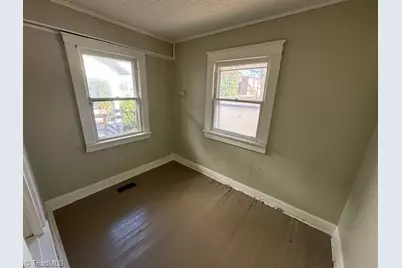 124 Tate Street #B, Greensboro, NC 27403 - Photo 2