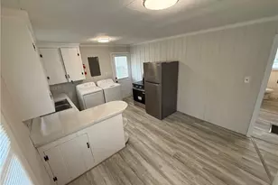 1923 Dacian St, Winston-Salem, NC 27107 - Photo 4