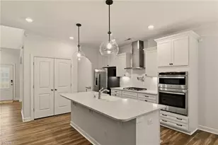 226 Bismarck Ct, Winston-Salem, NC 27104 - Photo 10