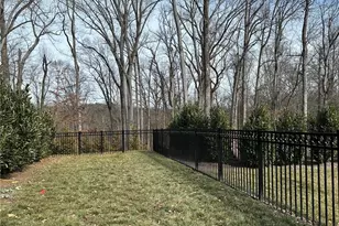 363 Hawthorne Rd, Elkin, NC 28621 - Photo 38