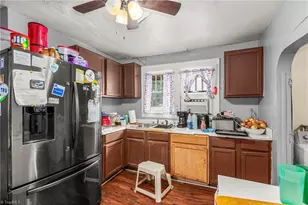 2321 N Patterson Ave, Winston-Salem, NC 27105 - Photo 6