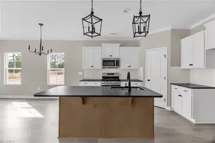 502 Beeson Ct, Clemmons, NC 27012 - Photo 10