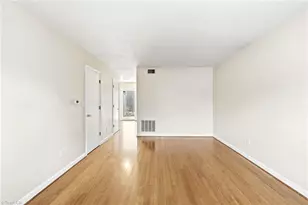 2330 Bay Meadows Ct, Clemmons, NC 27103 - Photo 4