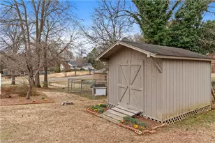 380 Cedarland Dr, Thomasville, NC 27360 - Photo 36