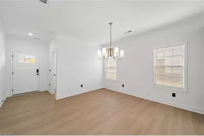 4312 Mossy Wood Circle, Greensboro, NC 27409 - Photo 8