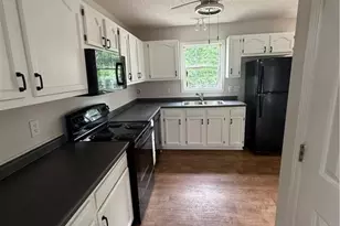 2296 Zornbrook Dr, Greensboro, NC 27406 - Photo 6