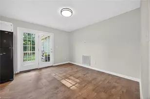 2296 Zornbrook Dr, Greensboro, NC 27406 - Photo 6