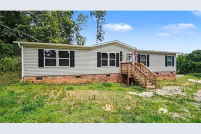 645 Avenue K, Lexington, NC 27292 - Photo 2