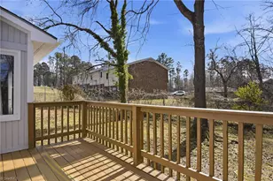 7 Pear Tree Ct, Greensboro, NC 27401 - Photo 20