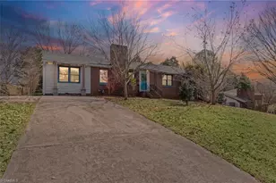 1401 Drumcliffe Rd, Winston-Salem, NC 27103 - Photo 4