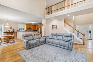 18 Mainsail Ct, Greensboro, NC 27455 - Photo 32