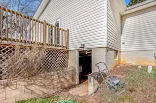 2158 Little Elkin Church Rd, Ronda, NC 28670 - Photo 28