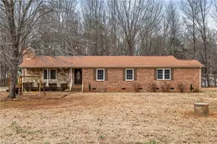 5407 Smiley Wyrick Rd, McLeansville, NC 27301 - Photo 2
