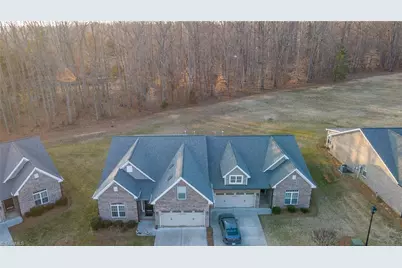 1406 Suzanne Lane, Lexington, NC 27295 - Photo 2