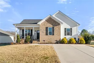 758 Aspenwood Dr, Graham, NC 27253 - Photo 1