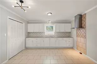 809 Garfield Ct, Winston-Salem, NC 27105 - Photo 12