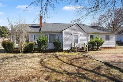 431 Barbara Jane Avenue NE, Winston-Salem, NC 27101 - Photo 2