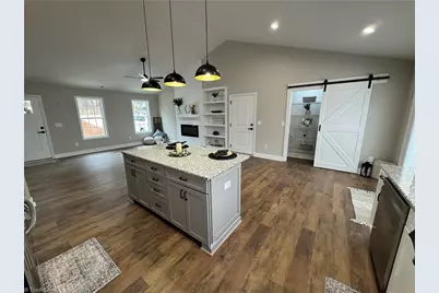 901 Kingsway Drive, King, NC 27021 - Photo 16