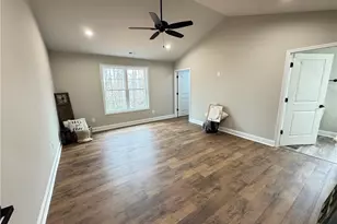 901 Kingsway Dr, King, NC 27021 - Photo 32