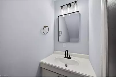 338 Unit 2 Crafton Street, Winston-Salem, NC 27103 - Photo 8